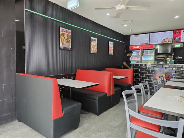 MAD Toppings Crows Nest