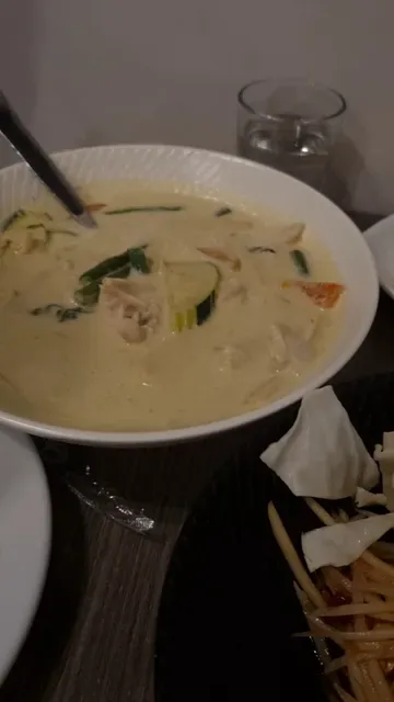 Maenam Lao & Thai Strathfield