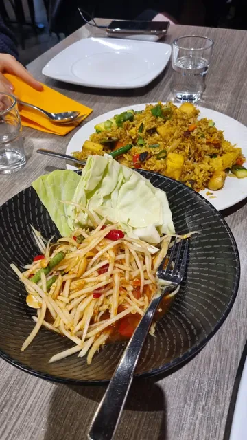Maenam Lao & Thai Strathfield