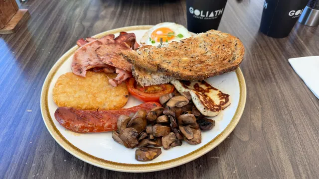 Maldini's By The River