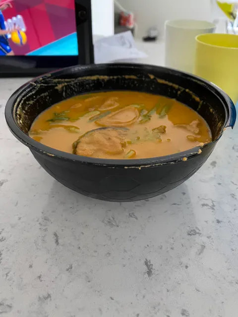 Mama Lor Restaurant & Bakery
