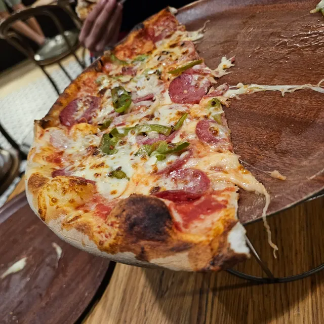 Mancini's Original Woodfired Pizza