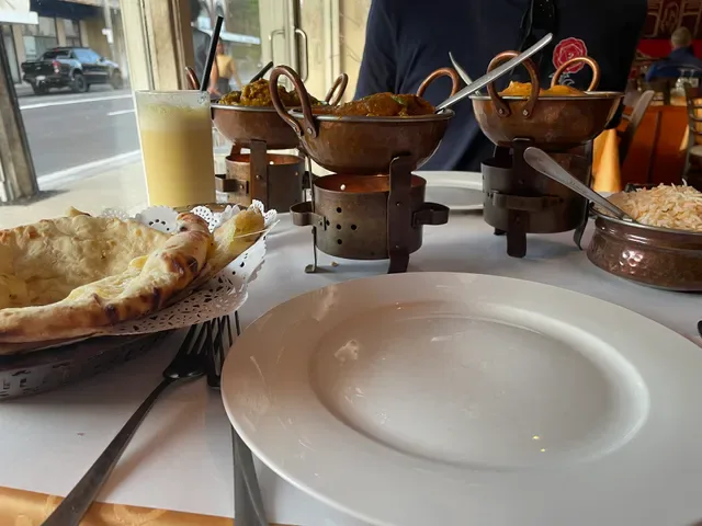 Mand's Indian Restaurant