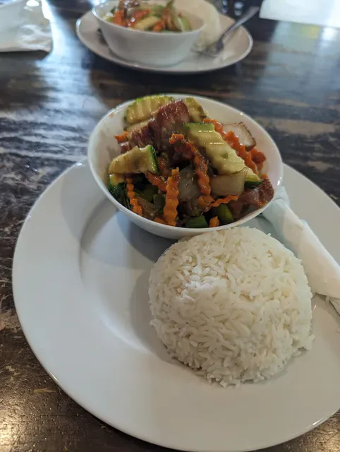 Manee Manee Thai Restaurant