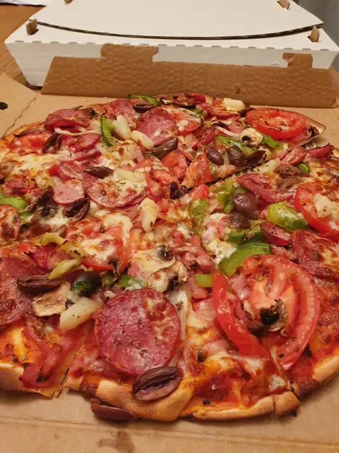 Marilyna's Famous Pizza Cremorne