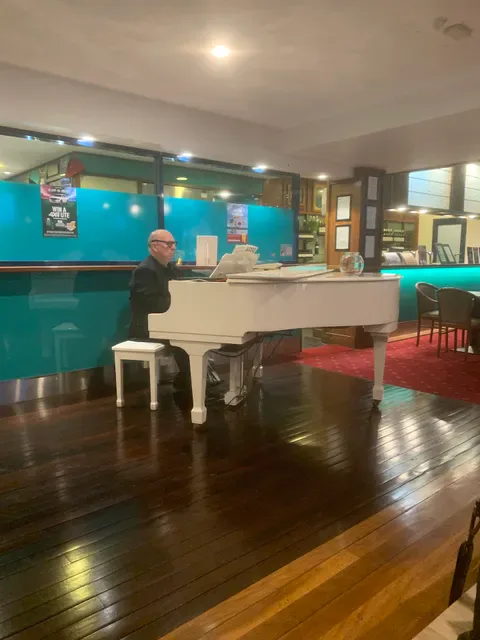 Markets Hotel