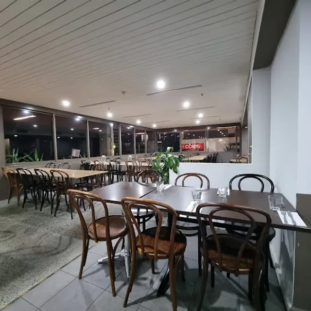Mark's at Oatley