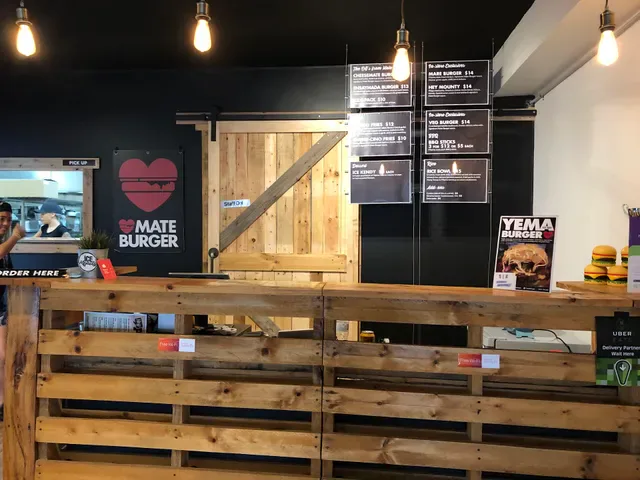 Mate Burger