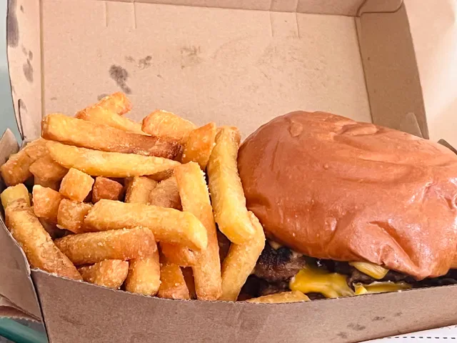 Mate Burger