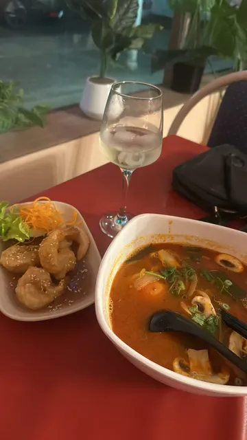 Me Tang Thai Restaurant