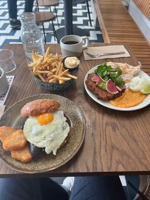 Mecca Coffee - Alexandria