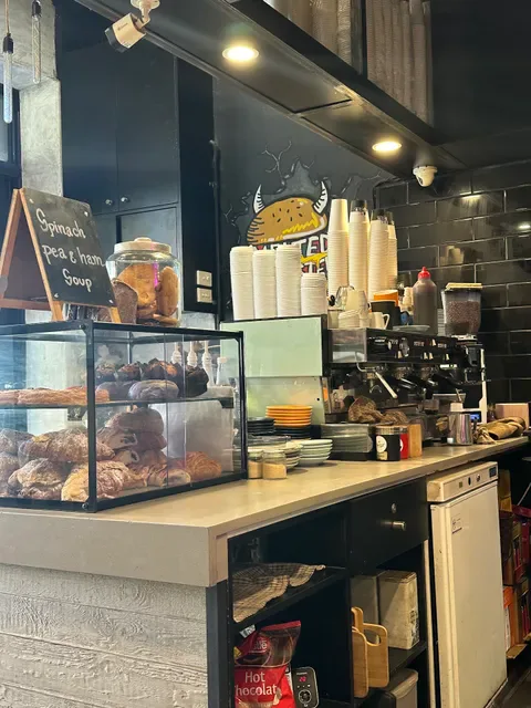 Melted Monster cafe