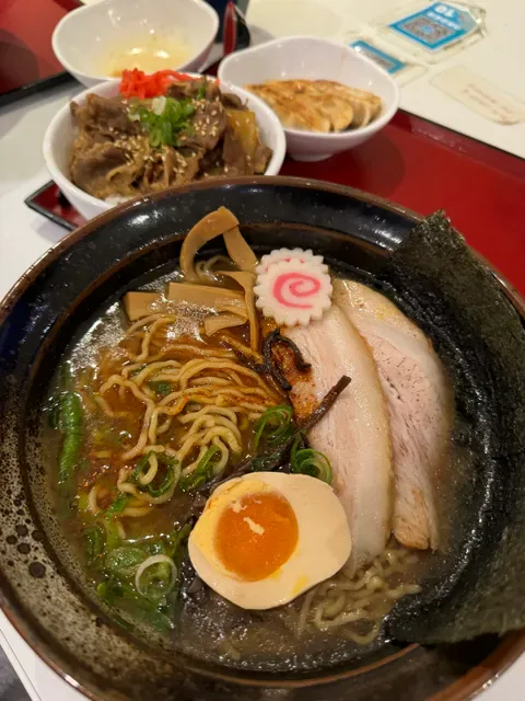 Menya Chinatown