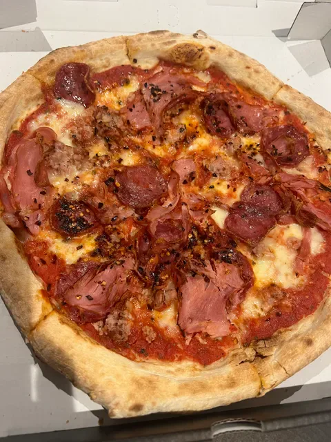 Mezza Via