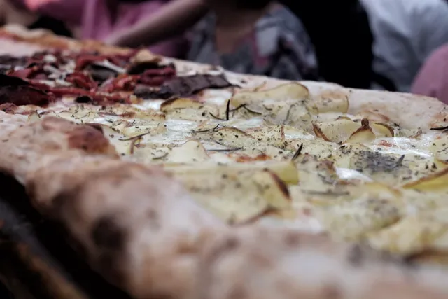 Mezza Via