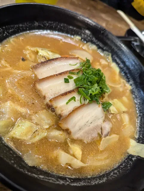 Moeru Japanese Restaurant (Welcome to call and order takeaway)