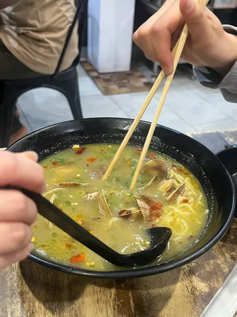 Moeru Japanese Restaurant (Welcome to call and order takeaway)
