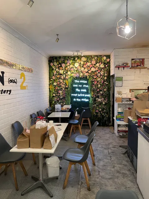 Mon Thai Eatery