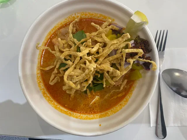 Mon Thai Eatery