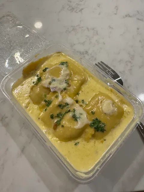 Monte Carlo Pizzeria Restaurant