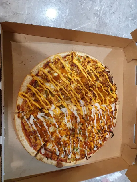 Monty's Pizza St Marys