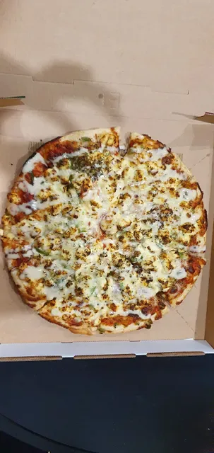 Monty's Pizza St Marys