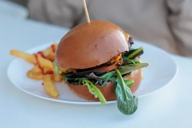 Moo Gourmet Burgers
