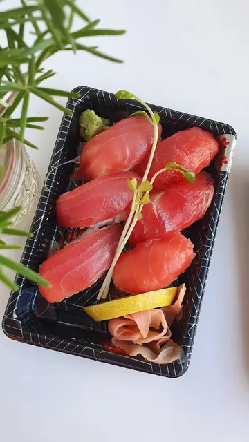 Moon Fresh Sushi Miranda