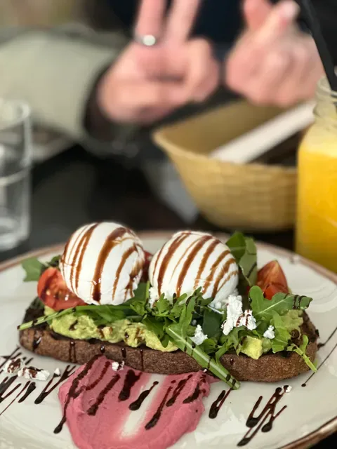 THE DEN CAFE & BAR