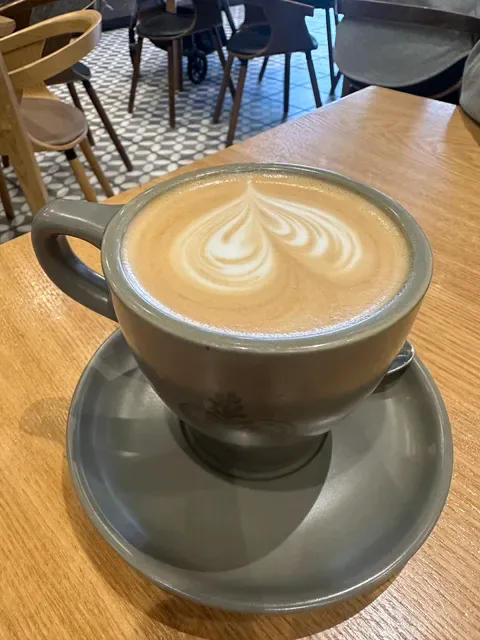 Moss Bros Dessert & Brunch Cafe