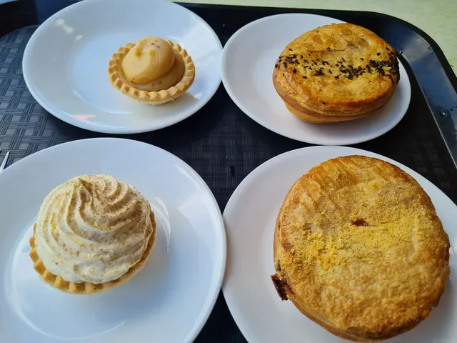 Mountain High Pies