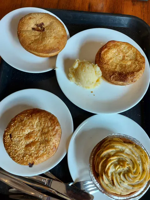 Mountain High Pies