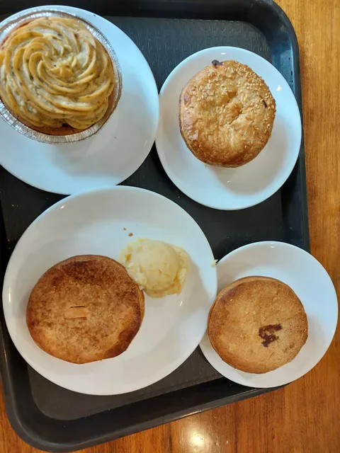 Mountain High Pies