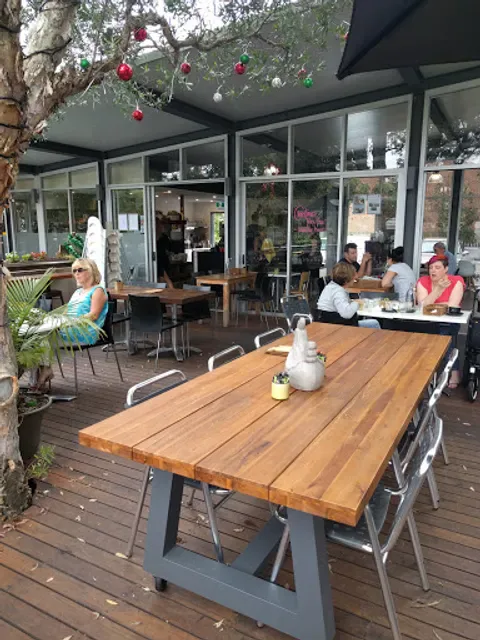 MOWBRAY EATERY