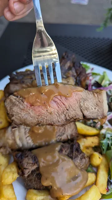 Mr B Eatery