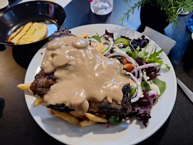 Mr B Eatery