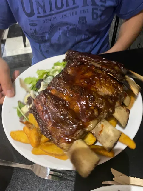 Mr B Eatery