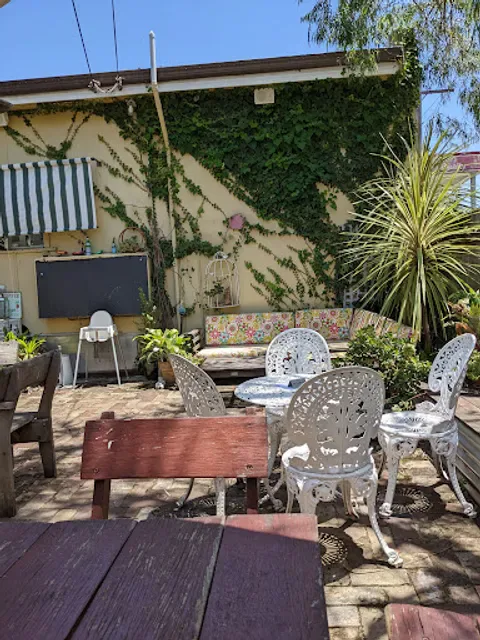Mr Paisleys Cafe