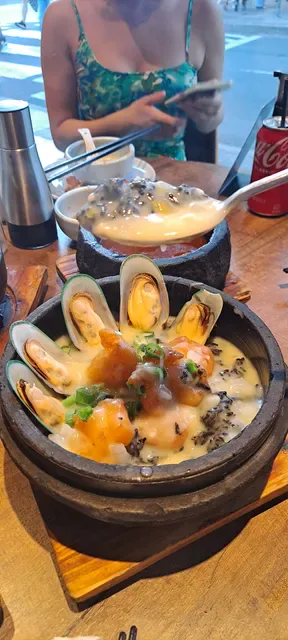Mr Stonebowl Burwood