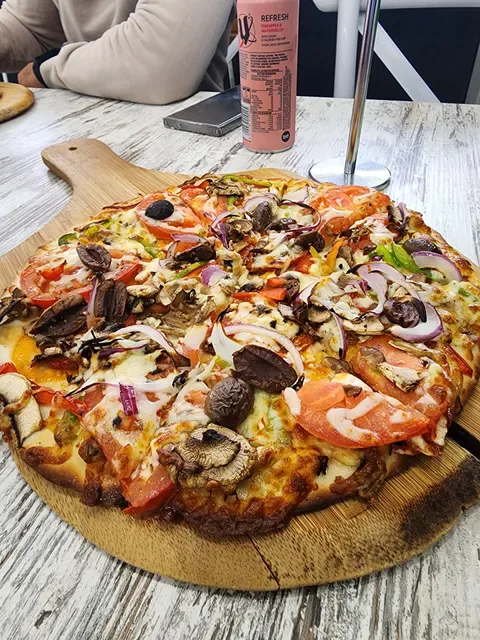 Mt Lewis Pizzeria
