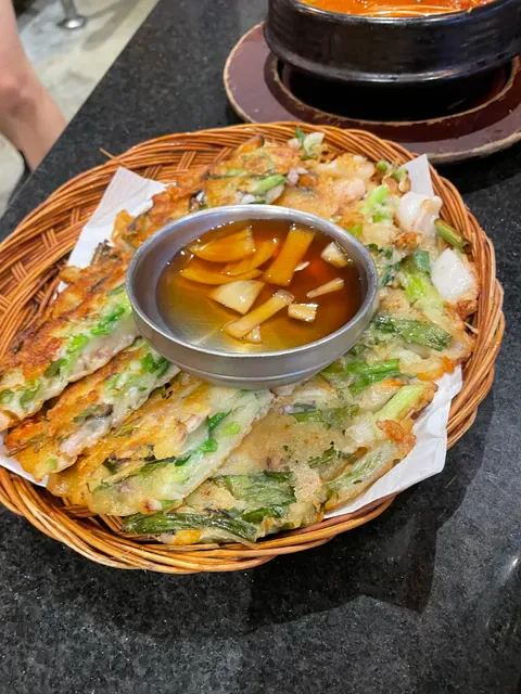 Myung jang and Obaltan restaurant