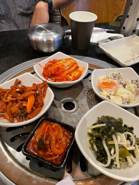 Myung jang and Obaltan restaurant