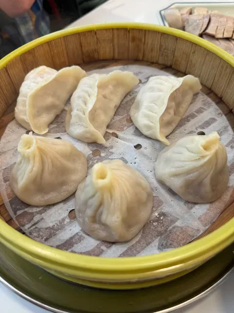 Nanjing Dumpling 小金陵