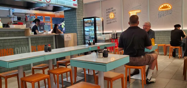 Nanjing Dumpling 小金陵