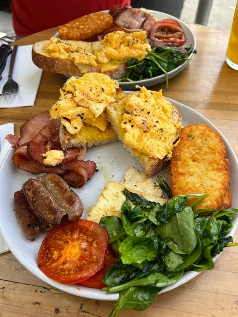 Nelson's Nest