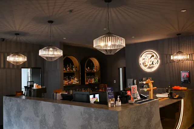 New Victoria Tavern