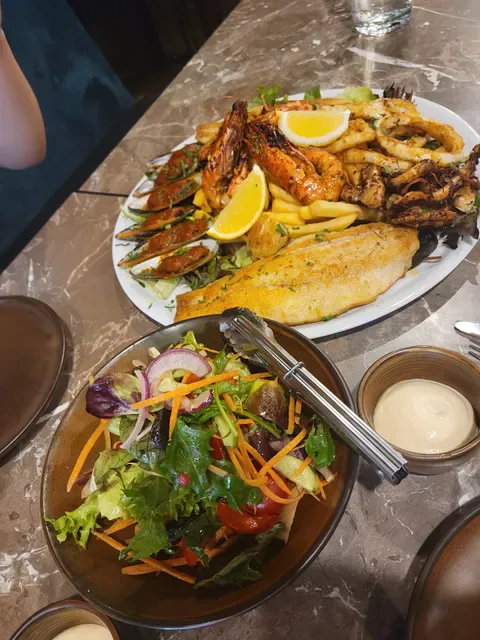 Neyvine Seafood & Grill