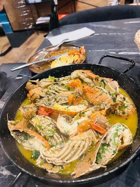 Neyvine Seafood & Grill