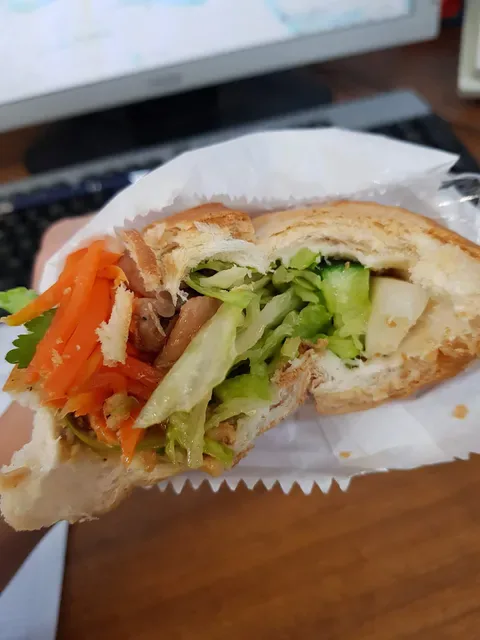 Nhu Y Kings Hot Bread