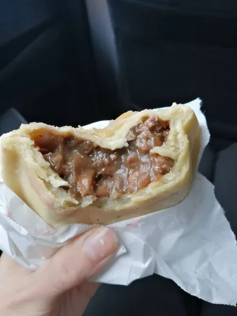 Nhu Y Kings Hot Bread